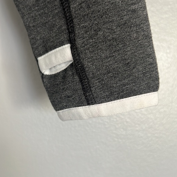 Zella medium Jacket - Picture 4 of 10